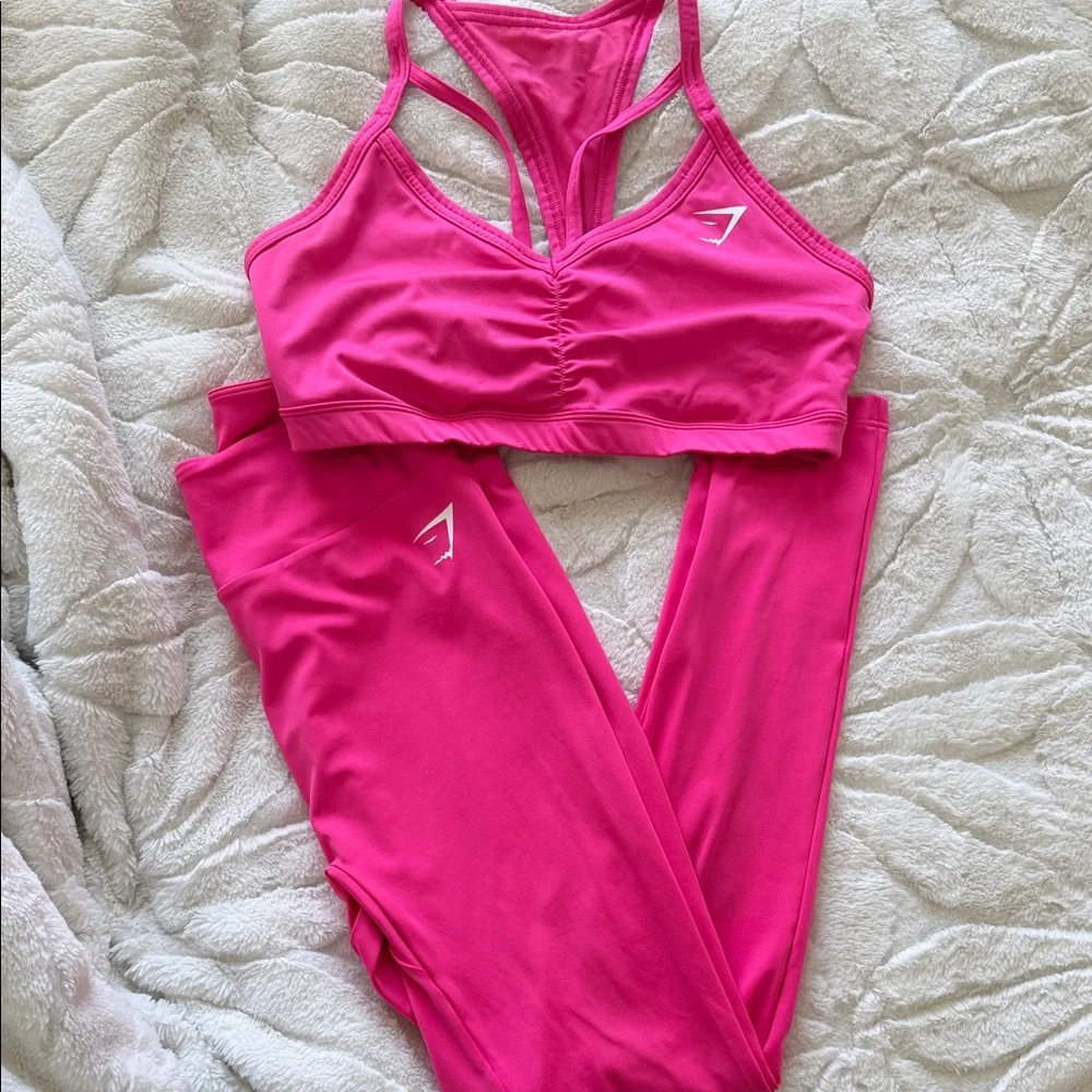 Gymshark Pink Racerback Sports Bra & Leggings - Hot/Bright Pink - Picture 1 of 4